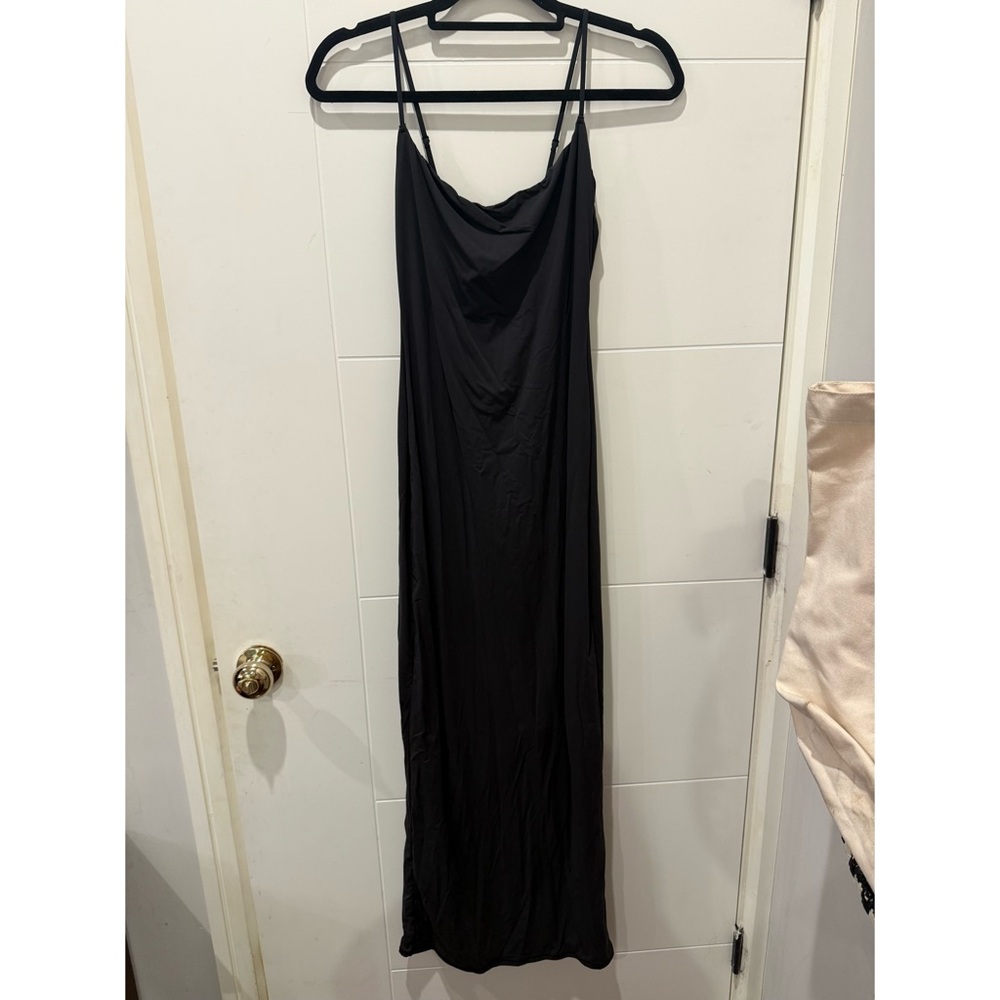 😍SKIMS! Elegant Black Maxi Slip Dress Size Large - Picture 3 of 6